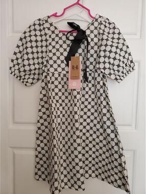 Girls Rabbit & Bear NWT dress With Bow
